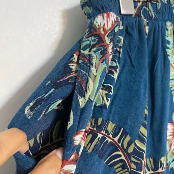 Wilfred Free Tropical Leaf Cropped Camp Shirt & Shorts Set Size M - Picture 6 of 15